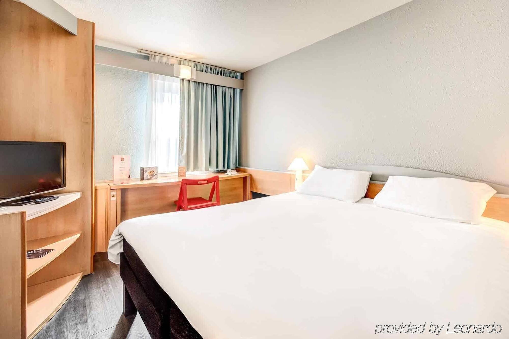 Ibis Centre Gare 3*